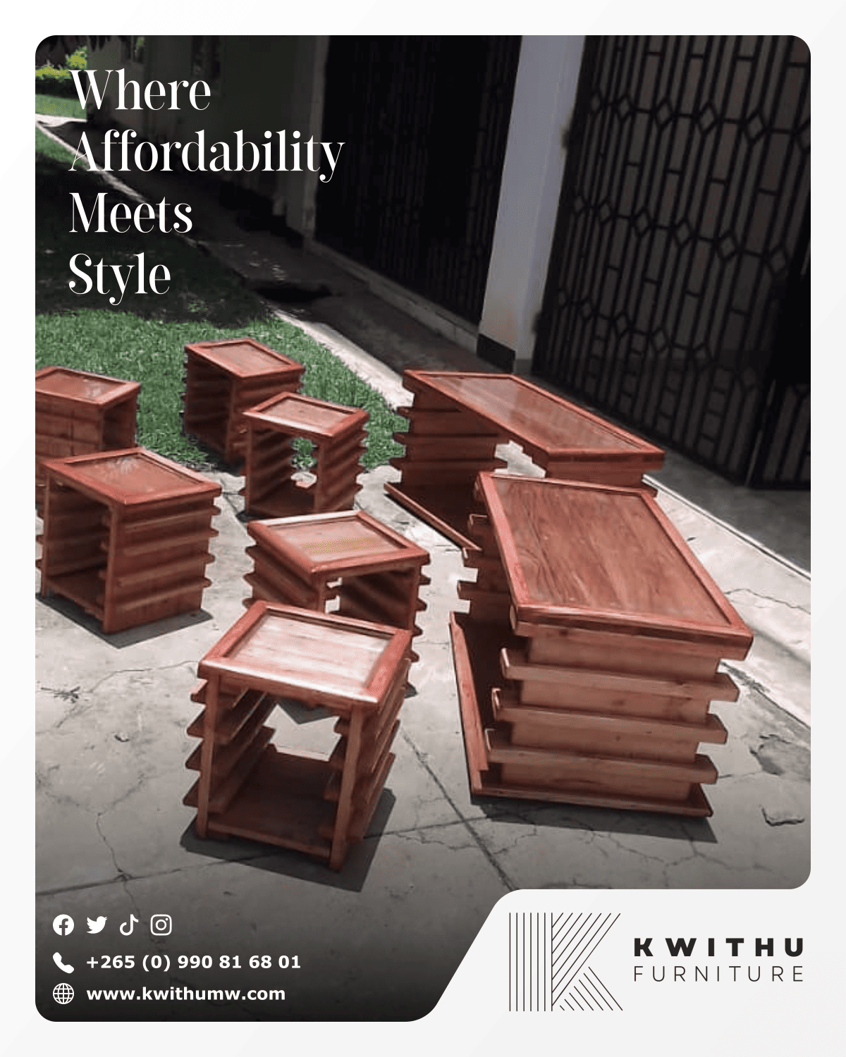 Coffee Table and Side Stools WIth Glass Set